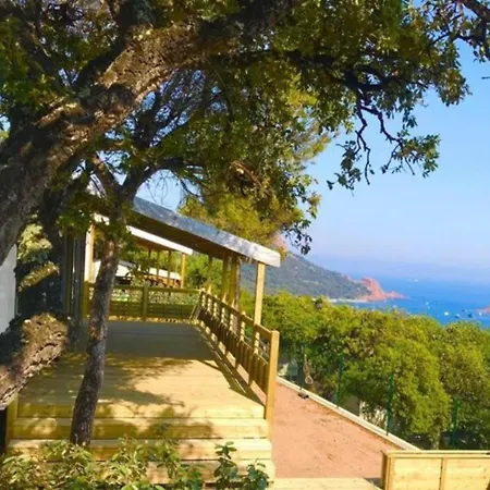 Κάμπινγκ Mobil Vue Sur - Racine 03 Saint-Raphaël